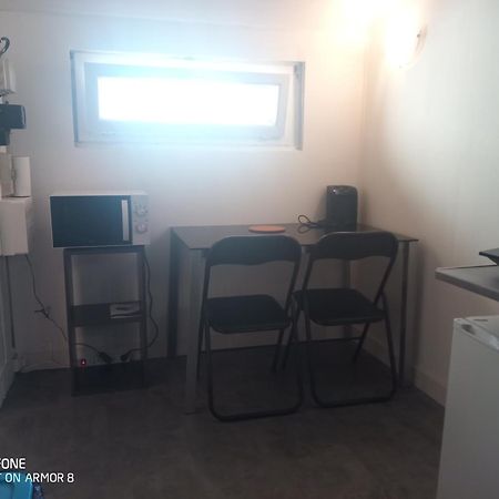 Etablissements Coulon Saint-Joseph En Face De Bagatelle Apartment ตาลองซ์ ภายนอก รูปภาพ