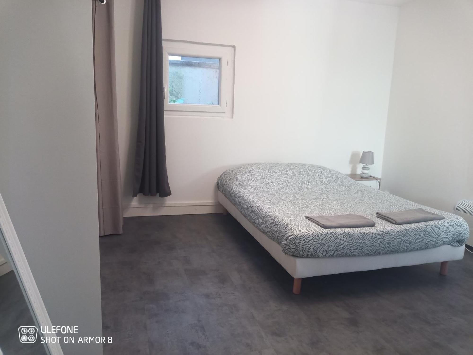 Etablissements Coulon Saint-Joseph En Face De Bagatelle Apartment ตาลองซ์ ภายนอก รูปภาพ